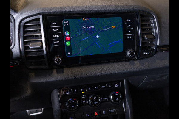 Škoda Karoq 1.5 TSI ACT Sportline Business / 150pk / Stoelverwarming voor en achter / Achteruitrij camera /