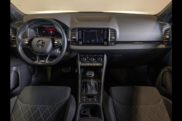 Škoda Karoq 1.5 TSI ACT Sportline Business / 150pk / Stoelverwarming voor en achter / Achteruitrij camera /