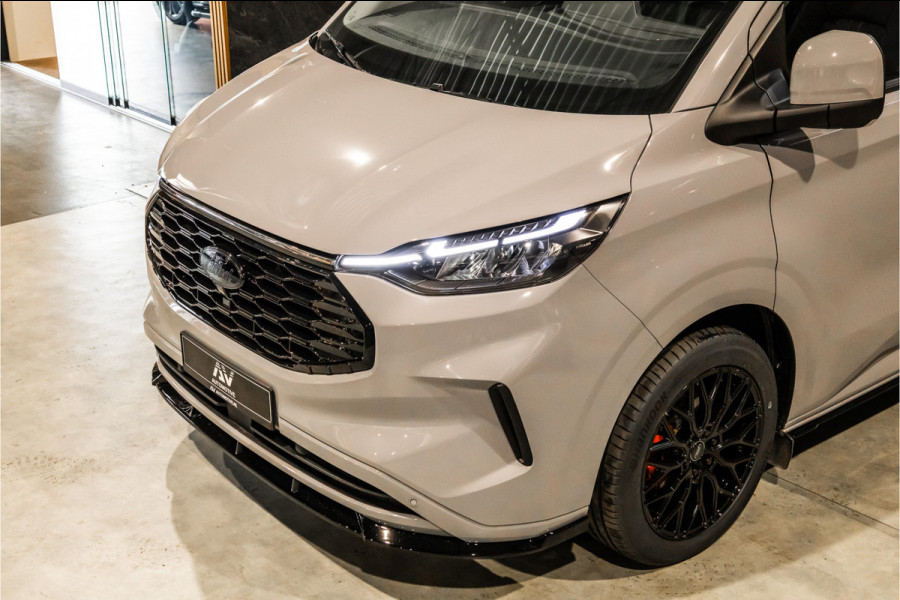 Ford Transit Custom 320 2.0 TDCI 150 PK L2H1 Limited DC | Dubbel Cabine | ACC | Blind Spot | Navigatie | Camera | CarPlay | Lane Assist | Stoelverwa | Trekhaak | Verlengde fabrieksgarantie tot 12-2029