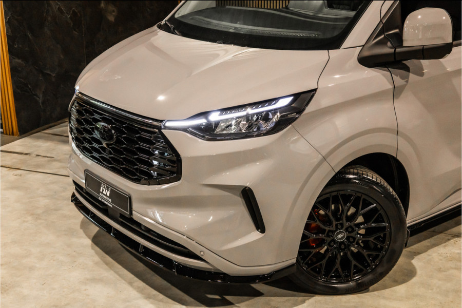 Ford Transit Custom 320 2.0 TDCI 150 PK L2H1 Limited DC | Dubbel Cabine | ACC | Blind Spot | Navigatie | Camera | CarPlay | Lane Assist | Stoelverwa | Trekhaak | Verlengde fabrieksgarantie tot 12-2029