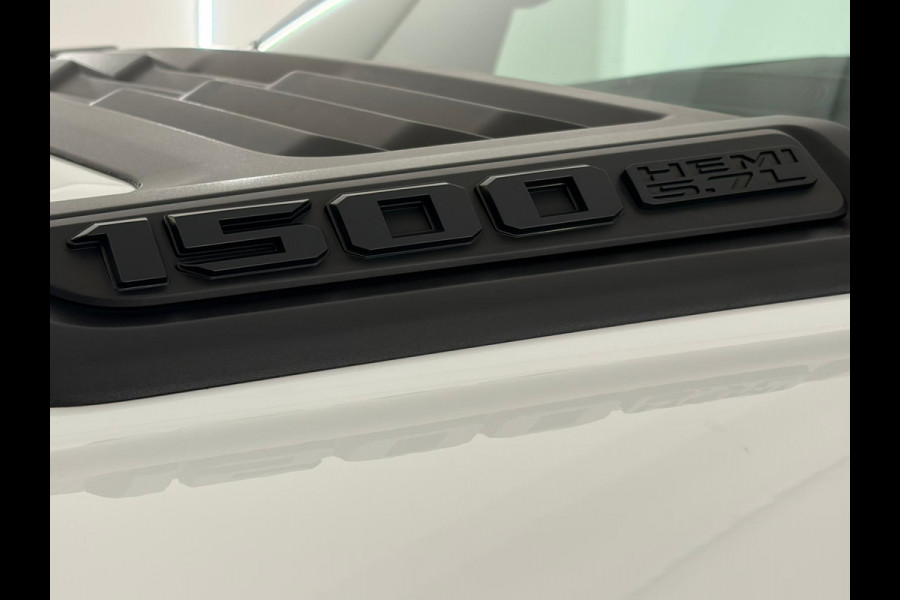 Dodge Ram Pick Up 1500 Limited Night 5.7 V8 LPG NL-Auto