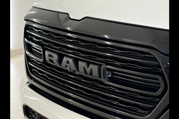 Dodge Ram Pick Up 1500 Limited Night 5.7 V8 LPG NL-Auto