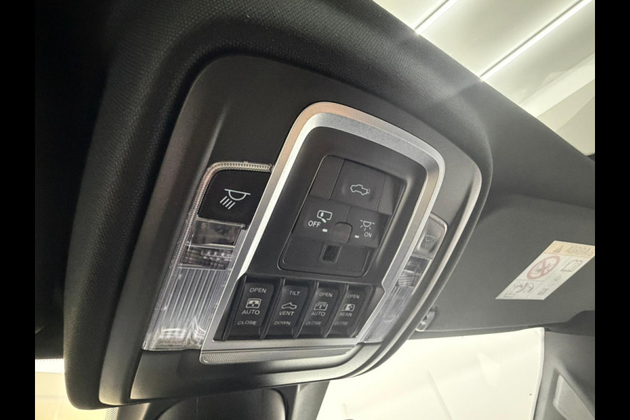 Dodge Ram Pick Up 1500 Limited Night 5.7 V8 LPG NL-Auto