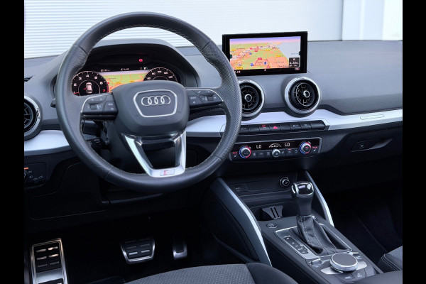 Audi Q2 35 TFSI 3x S-Line Pano/Virtual/Keyless/Camera