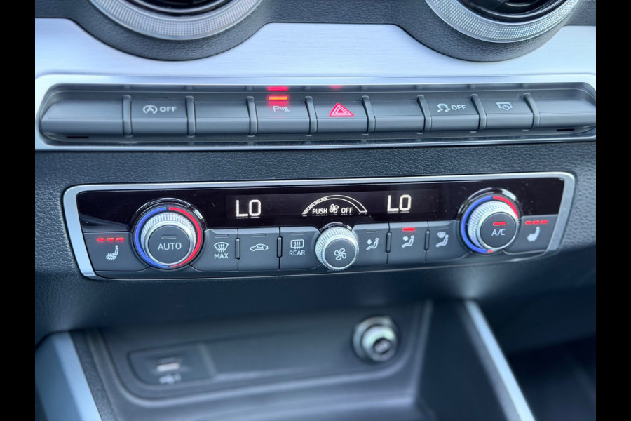 Audi Q2 35 TFSI 3x S-Line Pano/Virtual/Keyless/Camera