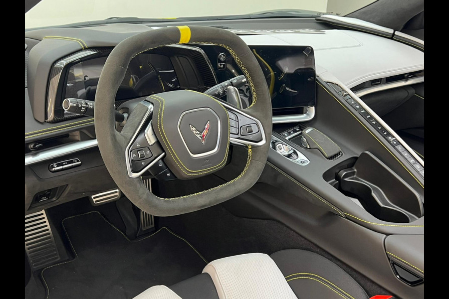 Chevrolet Corvette C8 C8.R Convertible Carbon Pack