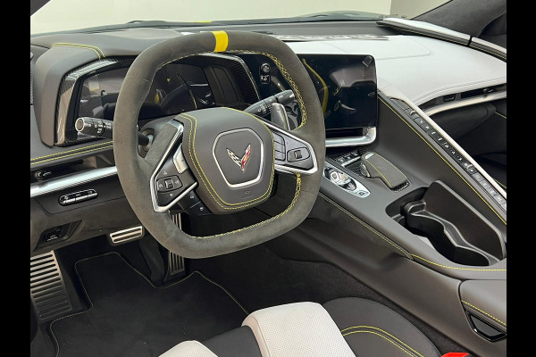 Chevrolet Corvette C8 C8.R Convertible Carbon Pack