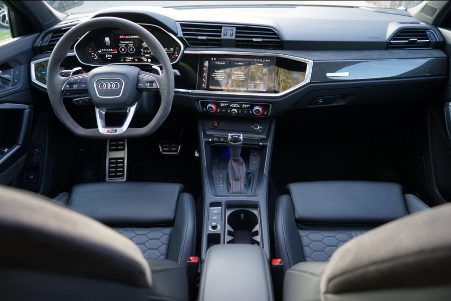 Audi RSQ3 Sportback 2.5 TFSI Quattro Sonos/Pano/Nardo/360/RS-Zetels
