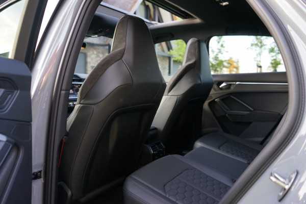 Audi RSQ3 Sportback 2.5 TFSI Quattro Sonos/Pano/Nardo/360/RS-Zetels