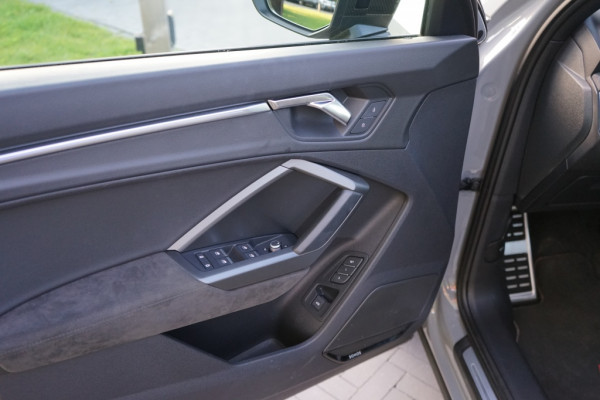 Audi RSQ3 Sportback 2.5 TFSI Quattro Sonos/Pano/Nardo/360/RS-Zetels