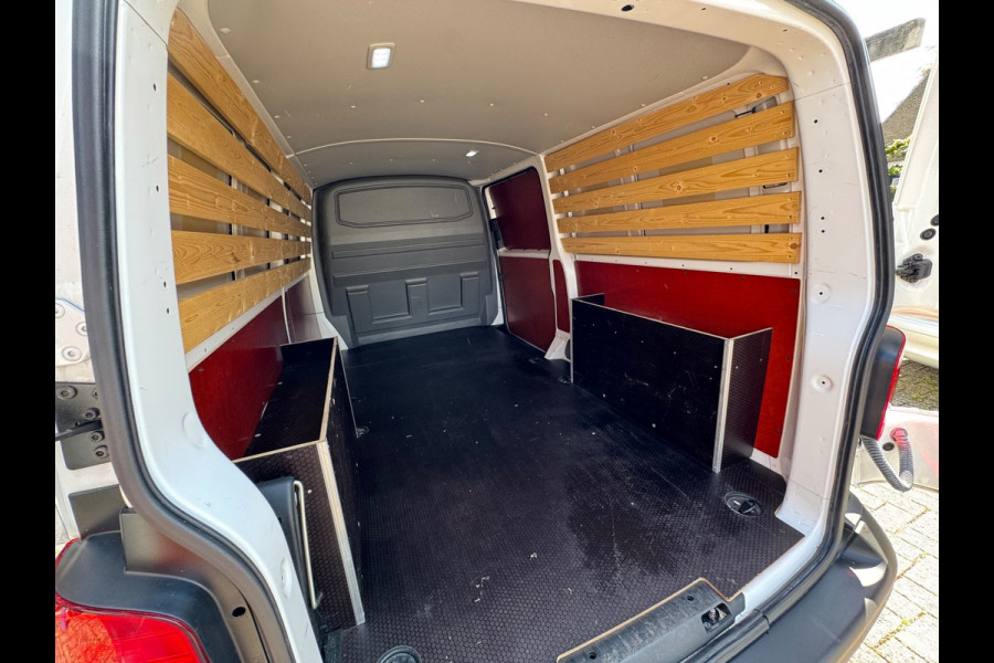 Volkswagen Transporter 2.0 TDI L2H1 28 Comfortline NAP BTW