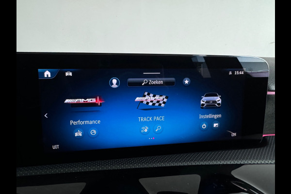 Mercedes-Benz A-Klasse AMG 45 S 4Matic+ Pano|Kuip|Burmester