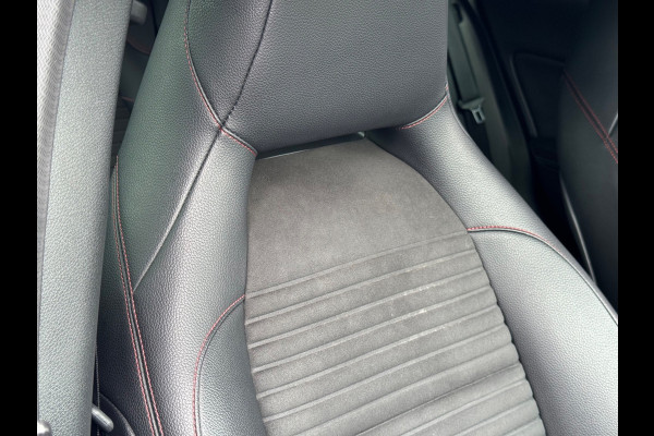 Mercedes-Benz GLA 180 AMG Limited 2019 AUT NAVI CLIO