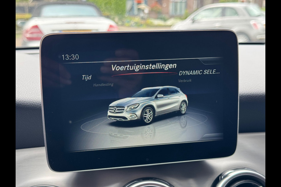 Mercedes-Benz GLA 180 AMG Limited 2019 AUT NAVI CLIO