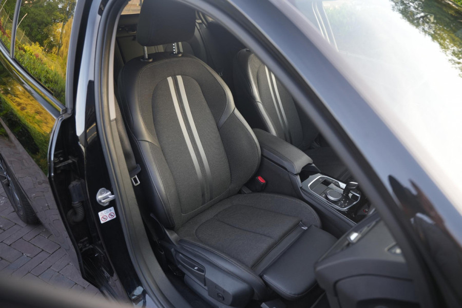 BMW 1-serie 118i Executive Edition Sport stoel stuur verwarming Led