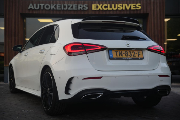 Mercedes-Benz A-Klasse 200 Launch Edition Premium Plus AMG panoramadak AMBIENT Apple Carplay Brake assist Camera Multimedia Getint glas 19"L.M. Cruise Navi