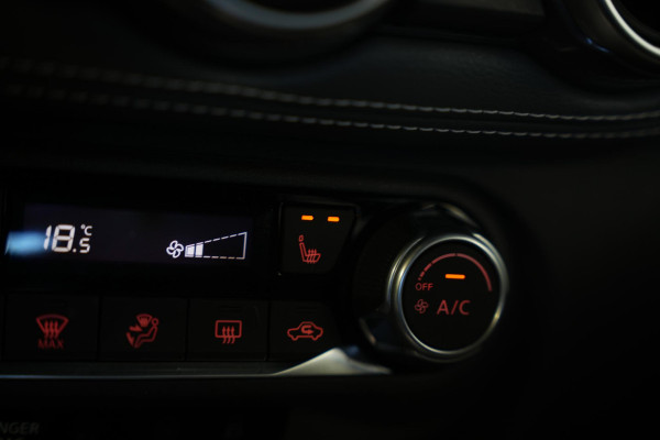 Nissan Juke 1.0 DIG-T N-Connecta Automaat | Camera | CarPlay | Cruise | LED | Dealeronderhouden