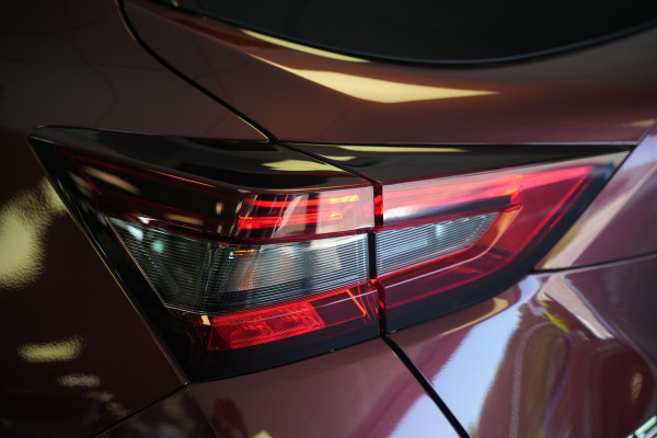 Nissan Juke 1.0 DIG-T N-Connecta Automaat | Camera | CarPlay | Cruise | LED | Dealeronderhouden