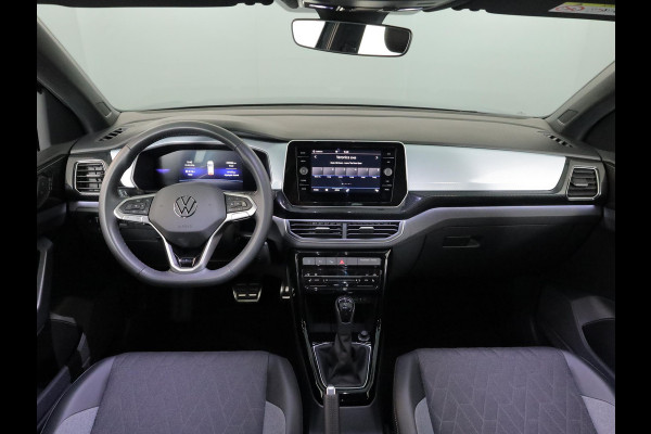 Volkswagen T-Cross 1.0 TSI Life Edition GOAL 116 pk Automaat (DSG) | Navigatie | Trekhaak (afneembaar) | Parkeersensoren (Park assist) | Autom. airco | Stoelverwarming |