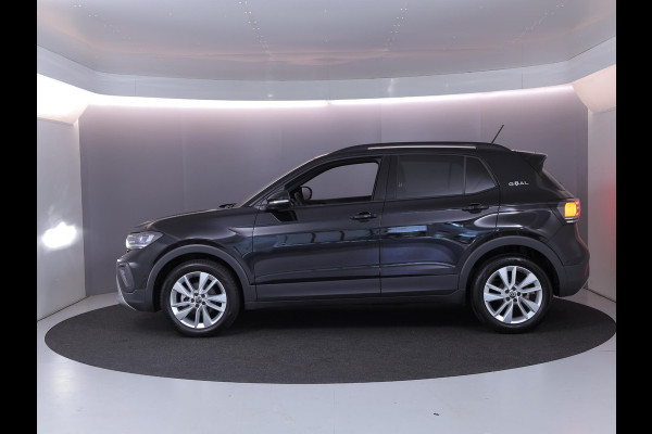 Volkswagen T-Cross 1.0 TSI Life Edition GOAL 116 pk Automaat (DSG) | Navigatie | Trekhaak (afneembaar) | Parkeersensoren (Park assist) | Autom. airco | Stoelverwarming |
