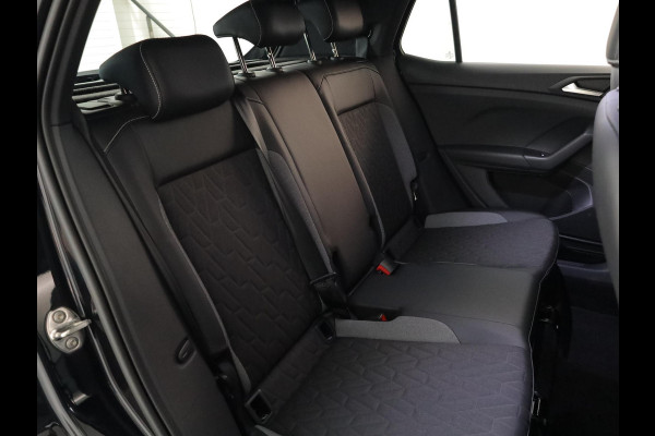 Volkswagen T-Cross 1.0 TSI Life Edition GOAL 116 pk Automaat (DSG) | Navigatie | Trekhaak (afneembaar) | Parkeersensoren (Park assist) | Autom. airco | Stoelverwarming |
