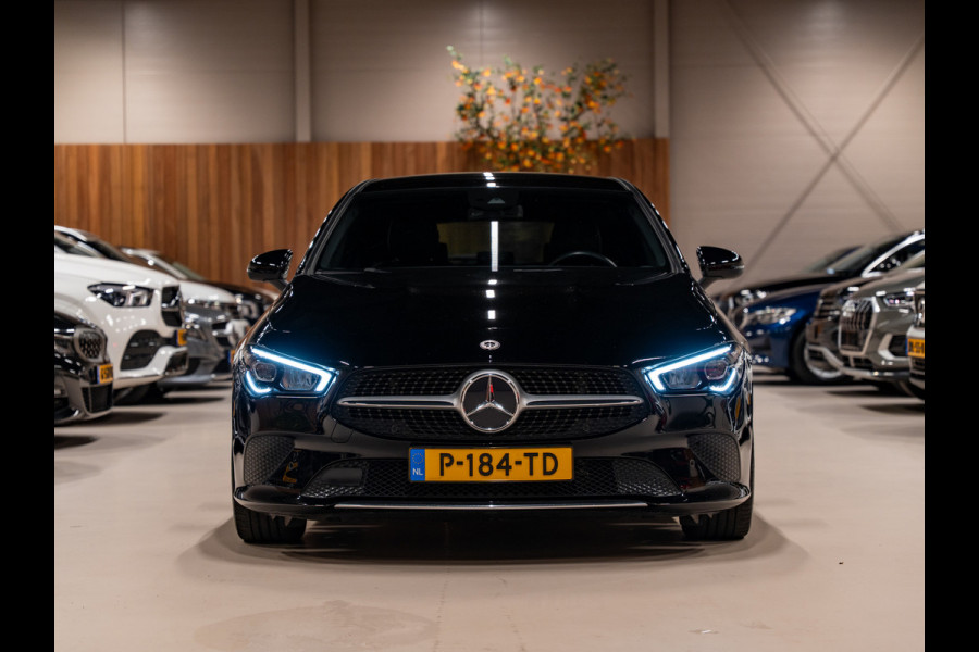 Mercedes-Benz CLA-Klasse Shooting Brake 180 Luxury Line, Navi, Camera, Cruise, Clima, Multistuur, Bluetooth/Tel, Voll Onderhoud