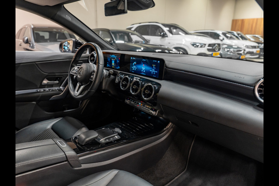 Mercedes-Benz CLA-Klasse Shooting Brake 180 Luxury Line, Navi, Camera, Cruise, Clima, Multistuur, Bluetooth/Tel, Voll Onderhoud