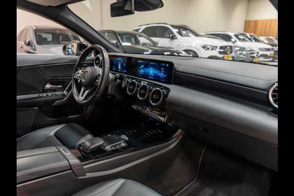 Mercedes-Benz CLA-Klasse Shooting Brake 180 Luxury Line, Navi, Camera, Cruise, Clima, Multistuur, Bluetooth/Tel, Voll Onderhoud