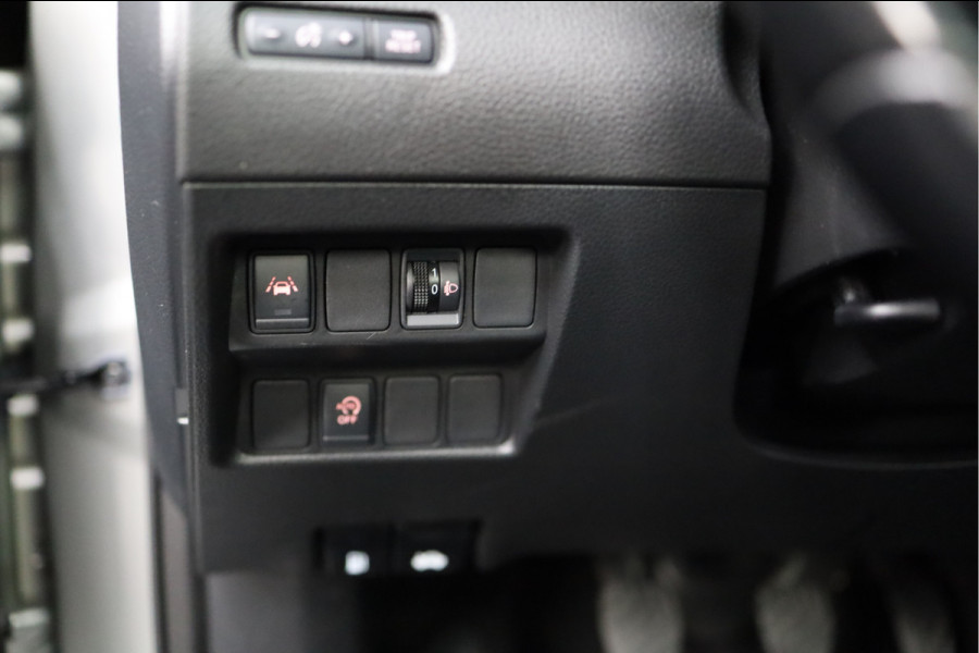 Nissan QASHQAI 1.3 DIG-T N-Motion | PANORAMADAK | TREKHAAK | LED | 360 CAMERA | 140PK | LMV |