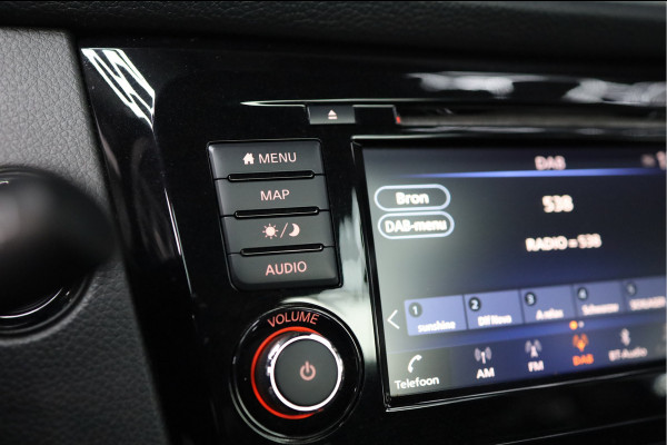 Nissan QASHQAI 1.3 DIG-T N-Motion | PANORAMADAK | TREKHAAK | LED | 360 CAMERA | 140PK | LMV |