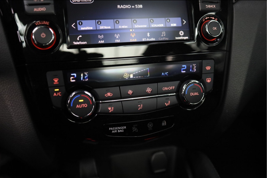 Nissan QASHQAI 1.3 DIG-T N-Motion | PANORAMADAK | TREKHAAK | LED | 360 CAMERA | 140PK | LMV |