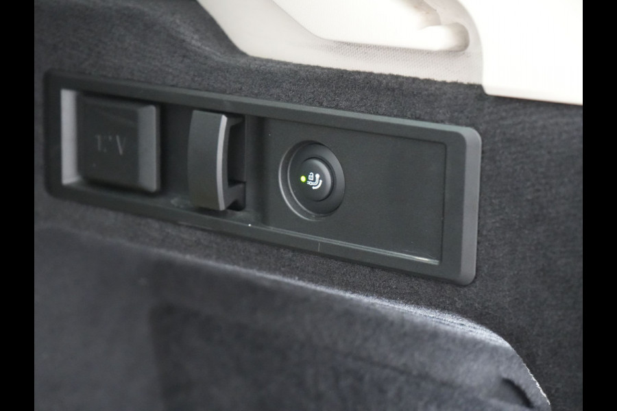 BMW 3 Serie Touring 330e Sport Line PHEV 293pk Dealer O.H. DRAVITGRAU | Trekhaak Af Fabriek | Adaptive Cruise | 360 Camera | Lederen Sportstoelen Memory & Verwarmd | Sfeerverlichting | Stuur Verwarmd | Apple Carplay | Navigatie | DAB | Plug In Hybrid |
