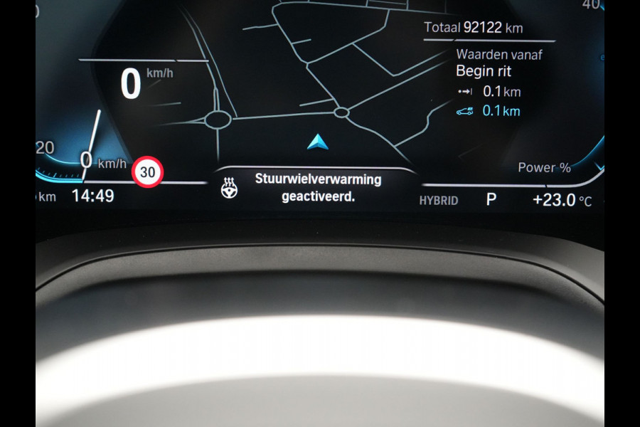 BMW 3 Serie Touring 330e Sport Line PHEV 293pk Dealer O.H. DRAVITGRAU | Trekhaak Af Fabriek | Adaptive Cruise | 360 Camera | Lederen Sportstoelen Memory & Verwarmd | Sfeerverlichting | Stuur Verwarmd | Apple Carplay | Navigatie | DAB | Plug In Hybrid |
