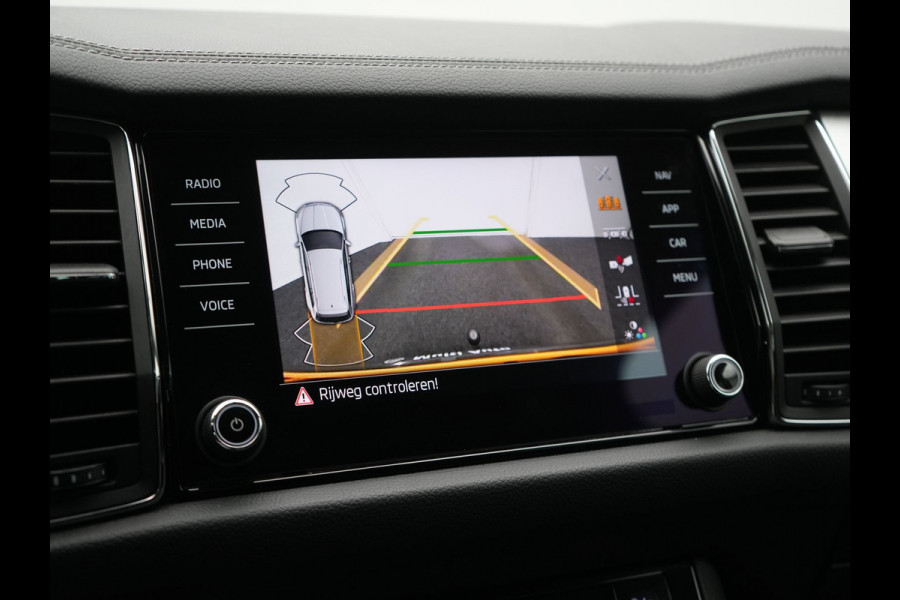 Škoda Kodiaq 1.5 TSI Business Edition 150pk DSG | Trekhaak | Camera | Keyless Entry | Apple Carplay | LED Koplampen | DAB | Cruise Control |