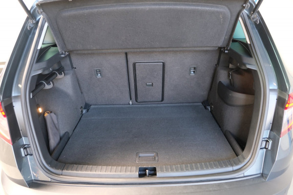 Škoda Karoq 1.0 TSI Style - Airco, Cruise, Navi, PDC, Carplay, Trekhaak.