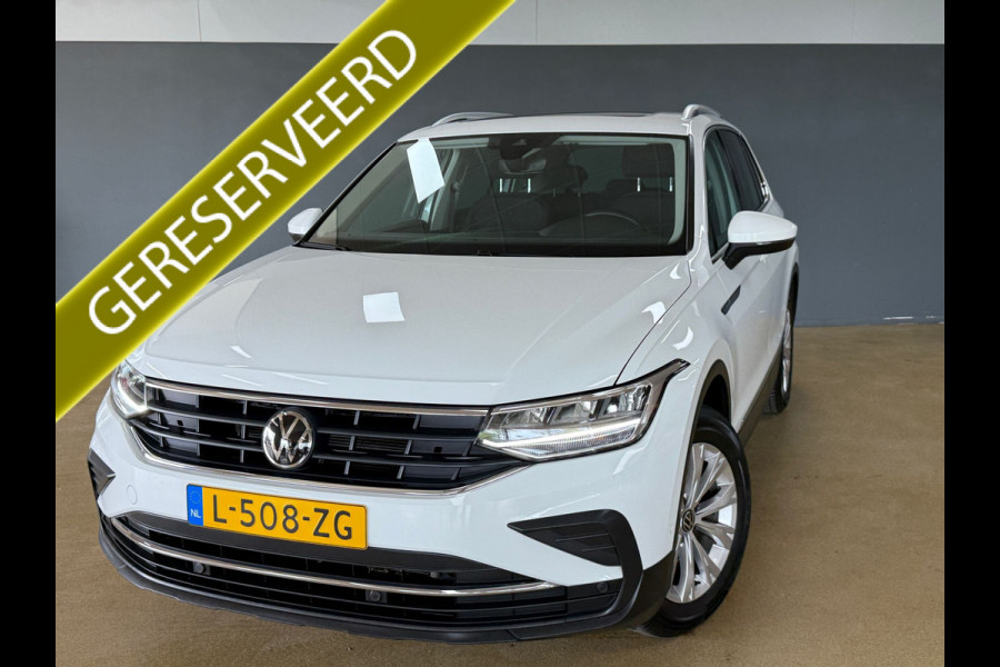 Volkswagen Tiguan 1.5 TSI Life Business | Camera | Massage
