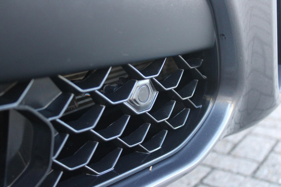 Alfa Romeo Stelvio 2.0 T 280PK Q4 AWD B-Tech | DRIVER ASSISTENCE PACK2: | ACHTERUITRIJCAMERA | PARKEERSENSOREN VOOR / ACHTER | DODEHOEKDETECTIE | DIMMENDE BINNENSPIEGEL | CONVENIENCE PACK: | KEYLESS ENTRY / START | WARMTE WERENDE VOORRUIT | ELEKTRSICHE STOELVERSTELLING MET GEHEUGEN | ELEKTRISCH VERWARMEDE VOORSTOELEN | ELEKTRISCH VERWARMBAAR STUURWIEL | LEDEREN BEKLEDING | RODE REMKLAUWEN | 19"INCH LICHTMETALEN VELGEN | BI-XENON KOPLAMPEN MET SPROEIINSTALATIE | ELEKTRISCHE ACHTERKLEP | NAVIGATIE | DAB+ RADIO | ADAPTIVE CRUISE CONTROL |