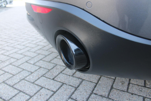 Alfa Romeo Stelvio 2.0 T 280PK Q4 AWD B-Tech | DRIVER ASSISTENCE PACK2: | ACHTERUITRIJCAMERA | PARKEERSENSOREN VOOR / ACHTER | DODEHOEKDETECTIE | DIMMENDE BINNENSPIEGEL | CONVENIENCE PACK: | KEYLESS ENTRY / START | WARMTE WERENDE VOORRUIT | ELEKTRSICHE STOELVERSTELLING MET GEHEUGEN | ELEKTRISCH VERWARMEDE VOORSTOELEN | ELEKTRISCH VERWARMBAAR STUURWIEL | LEDEREN BEKLEDING | RODE REMKLAUWEN | 19"INCH LICHTMETALEN VELGEN | BI-XENON KOPLAMPEN MET SPROEIINSTALATIE | ELEKTRISCHE ACHTERKLEP | NAVIGATIE | DAB+ RADIO | ADAPTIVE CRUISE CONTROL |