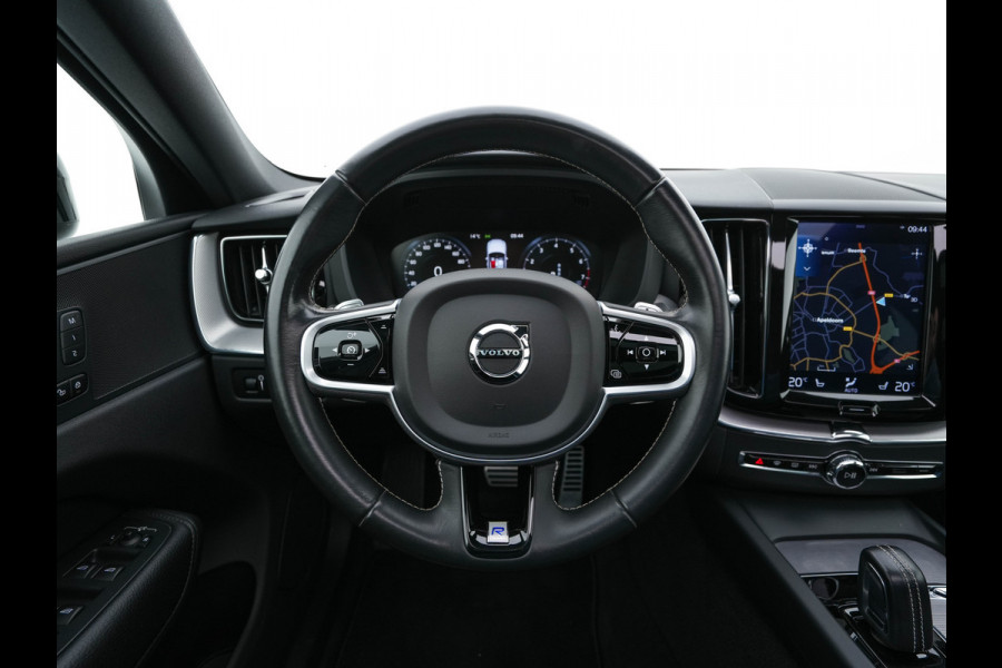 Volvo XC60 2.0 B5 R-Design Business Pro (INCL-BTW) Aut. *PANO | LEATHER | MEMORY-PACK | HEATED-SPORTSEATS | CAMERA | NAVI-FULLMAP | SHIFTPADDLES | PRIVACY-GLASS | AIRSUSPENSION | ECC | PDC | CRUISE | 19''ALU