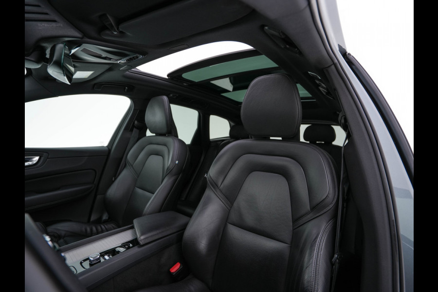 Volvo XC60 2.0 B5 R-Design Business Pro (INCL-BTW) Aut. *PANO | LEATHER | MEMORY-PACK | HEATED-SPORTSEATS | CAMERA | NAVI-FULLMAP | SHIFTPADDLES | PRIVACY-GLASS | AIRSUSPENSION | ECC | PDC | CRUISE | 19''ALU