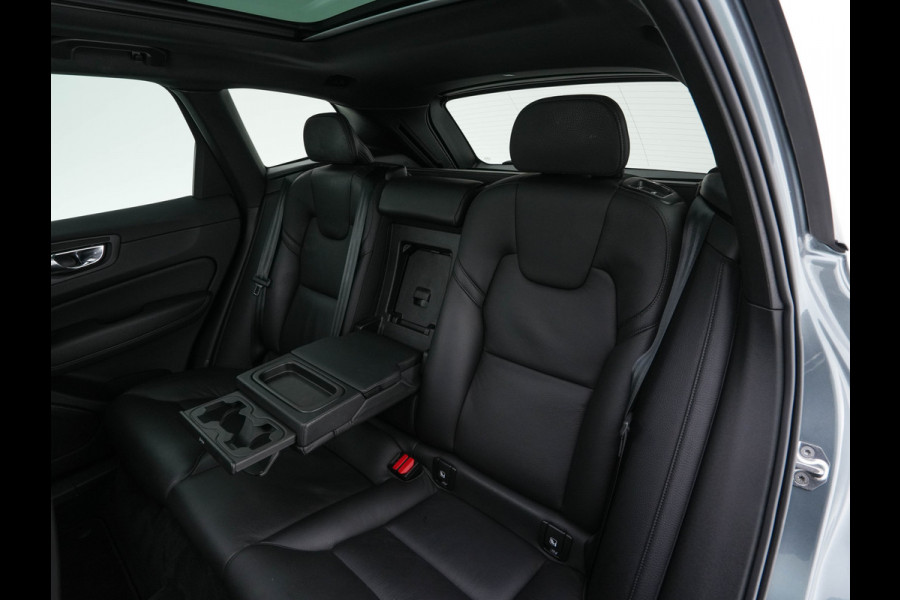 Volvo XC60 2.0 B5 R-Design Business Pro (INCL-BTW) Aut. *PANO | LEATHER | MEMORY-PACK | HEATED-SPORTSEATS | CAMERA | NAVI-FULLMAP | SHIFTPADDLES | PRIVACY-GLASS | AIRSUSPENSION | ECC | PDC | CRUISE | 19''ALU
