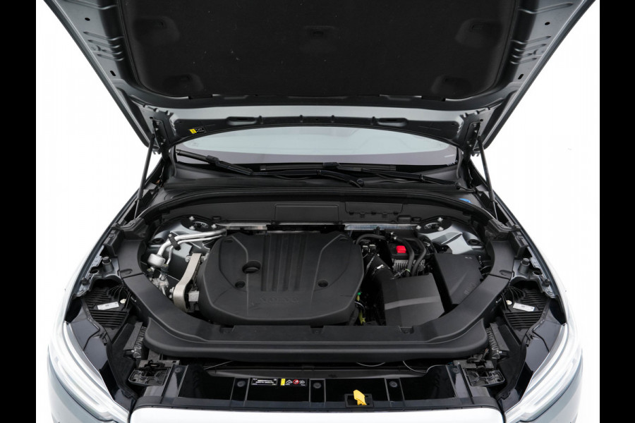 Volvo XC60 2.0 B5 R-Design Business Pro (INCL-BTW) Aut. *PANO | LEATHER | MEMORY-PACK | HEATED-SPORTSEATS | CAMERA | NAVI-FULLMAP | SHIFTPADDLES | PRIVACY-GLASS | AIRSUSPENSION | ECC | PDC | CRUISE | 19''ALU