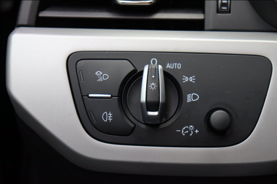 Audi A4 Limousine 35 TFSI Pro Line org.NL Carplay