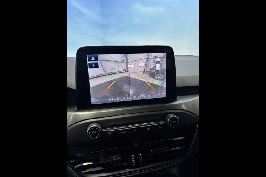 Ford Focus 1.0 EcoBoost Hybrid Titanium X Business Navi | Clima | Cruise | Camera | Trekhaak