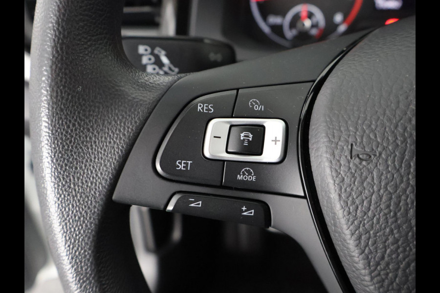 Volkswagen Polo TSI COMFORTLINE 95 PK GARANTIE TOT 2029* . NAVIGATIE . PARKEERSENSOREN VOOR  & ACHTER .