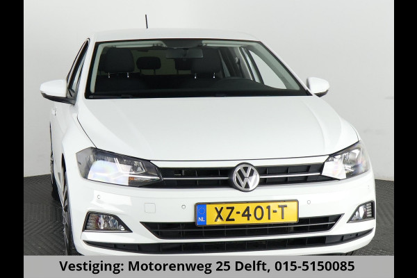 Volkswagen Polo TSI COMFORTLINE 95 PK GARANTIE TOT 2029* . NAVIGATIE . PARKEERSENSOREN VOOR  & ACHTER .
