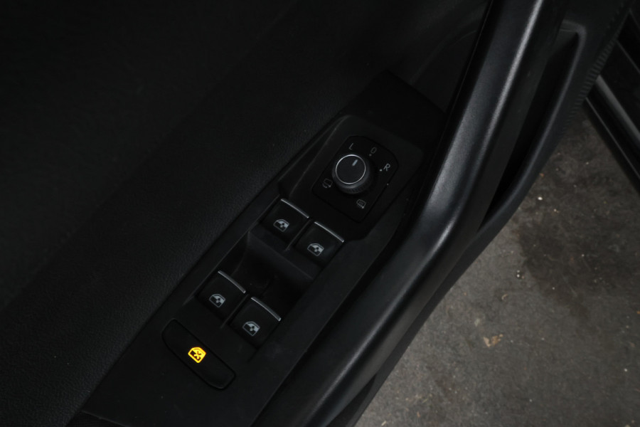 Volkswagen Taigo 1.0 TSI R-Line Business Automaat, Virtual cockpit, climate,