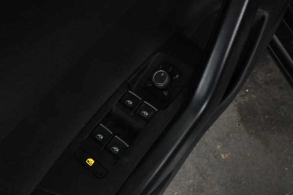 Volkswagen Taigo 1.0 TSI R-Line Business Automaat, Virtual cockpit, climate,