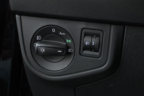 Volkswagen Taigo 1.0 TSI R-Line Business Automaat, Virtual cockpit, climate,
