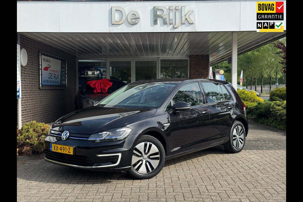Volkswagen e-Golf | Leder, Navi, Apple Carplay, ACC, Stoelverw., PDC | NAP |